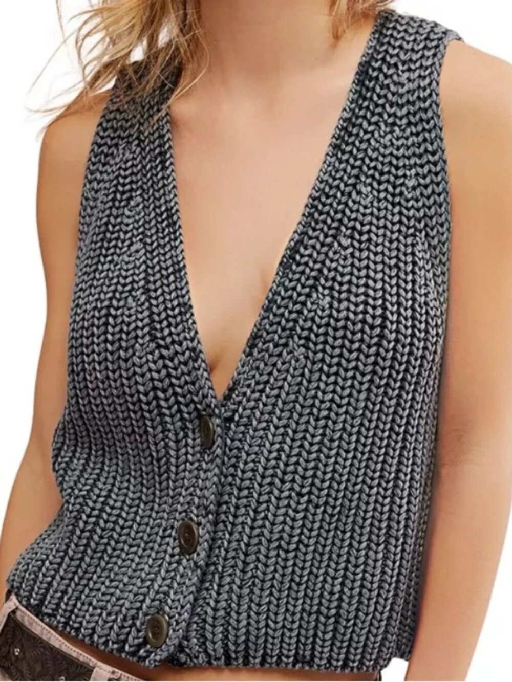 FREE PEOPLE Gray Chunky Knit Button Front Vest - EUC